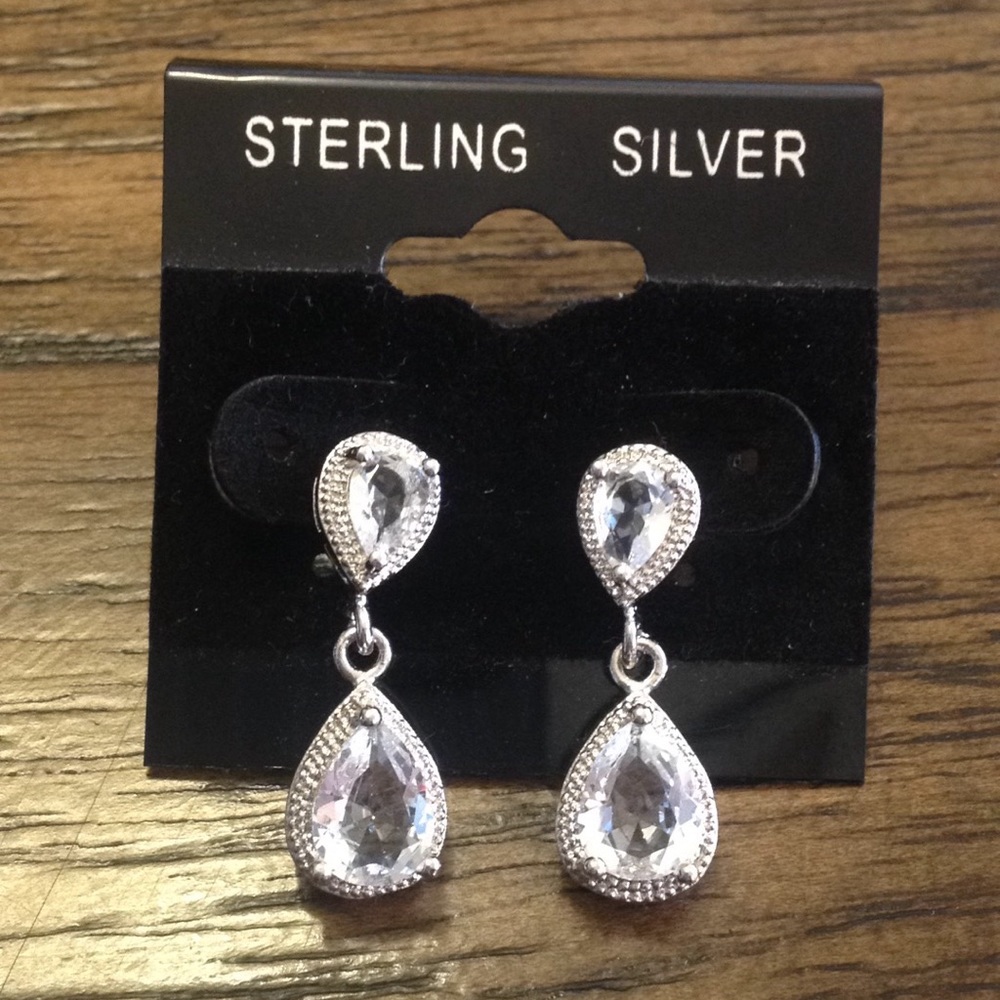 White sapphire gemstone earrings, silver .925
